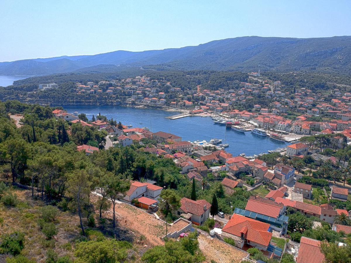 Vista Hvar *